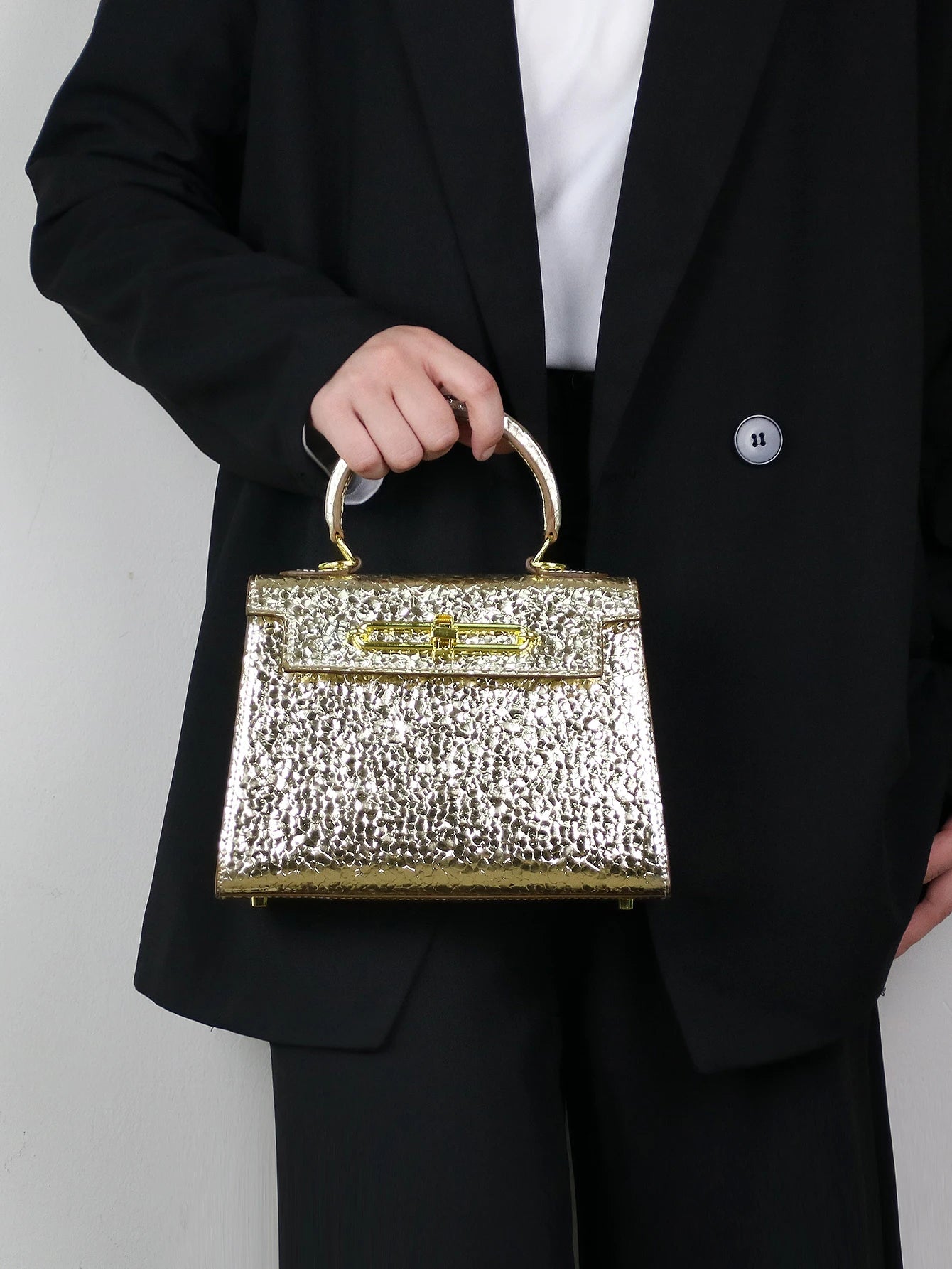 2026 high-end portable fashion handbag temperament bag stone handbag OL commuter Joker work bag light luxury stereotypes bag lad
