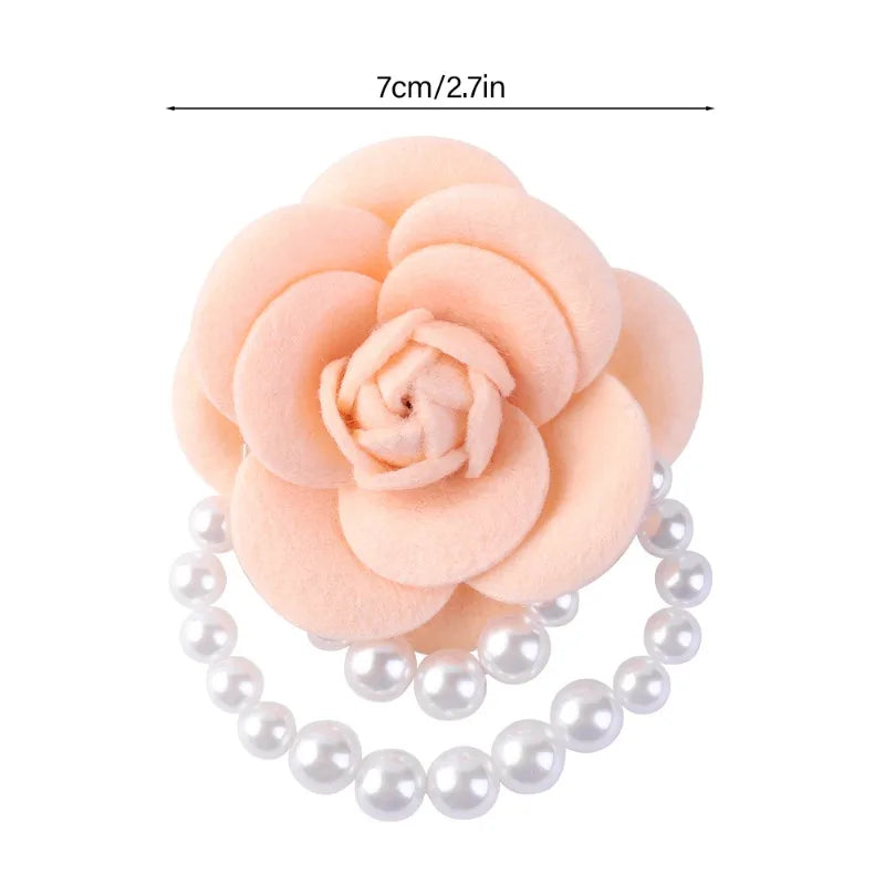 Multicolor Camellia Brooch Women Retro White Black Red Pink Wool Scarf Buckle Girls Pearl Brooches Elegant Jewelry Accessories