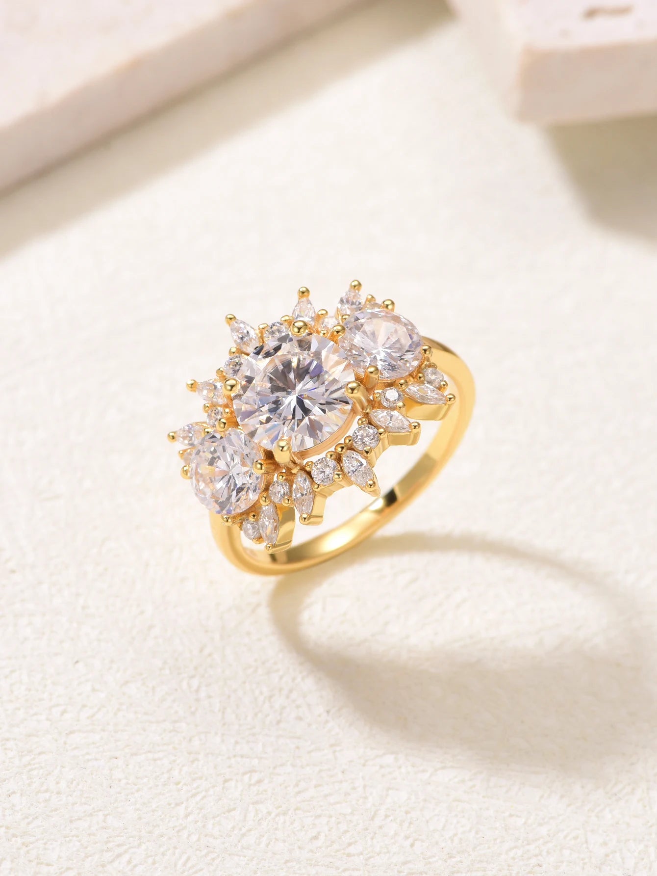 S925 Sterling Silver Round 2CT Moissanite Ring Set Fine Jewelry Gold-plated 18k Suitable for Gift Giving Birthday Gift