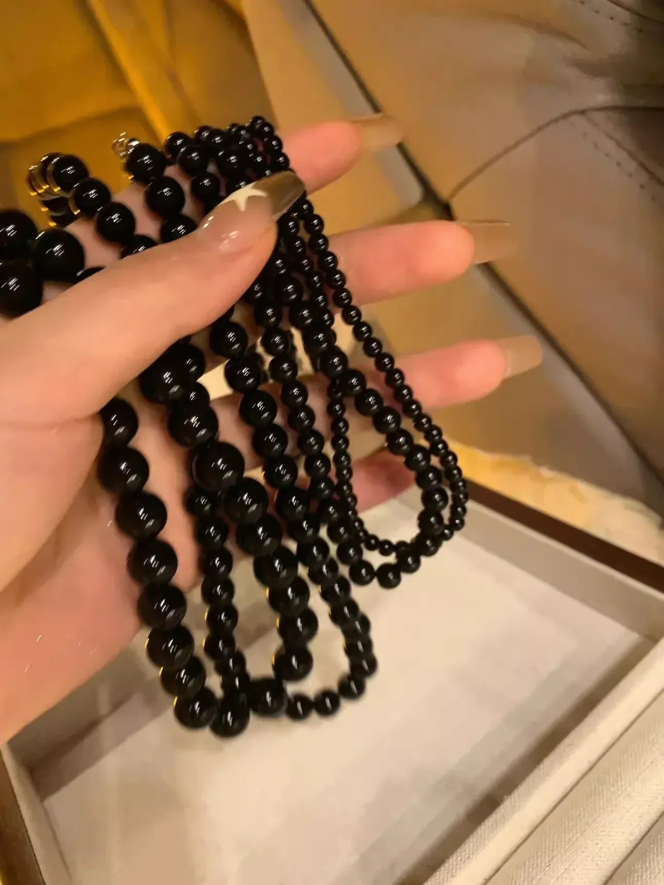 Fashion Punk Smooth Black Round Beads String Necklace for Women Men Unisex Acrylic Beads Choker Jewelry on The Neck Collar Gift